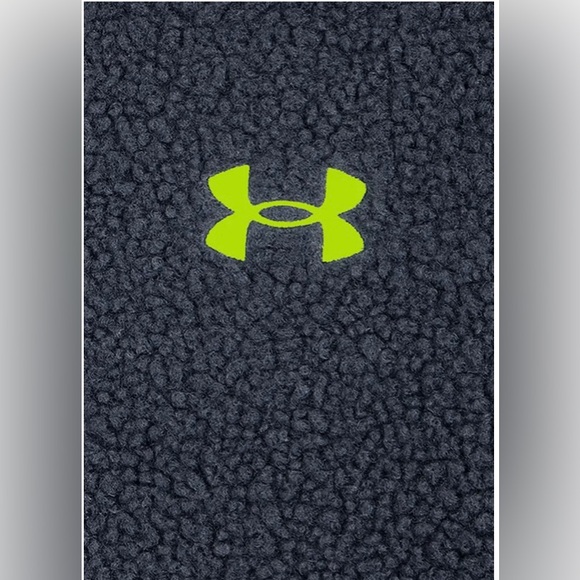 Under Armor Kids' Shearling Zip Hoodie & Fleece Pants Set Size 5 - Picture 3 of 4